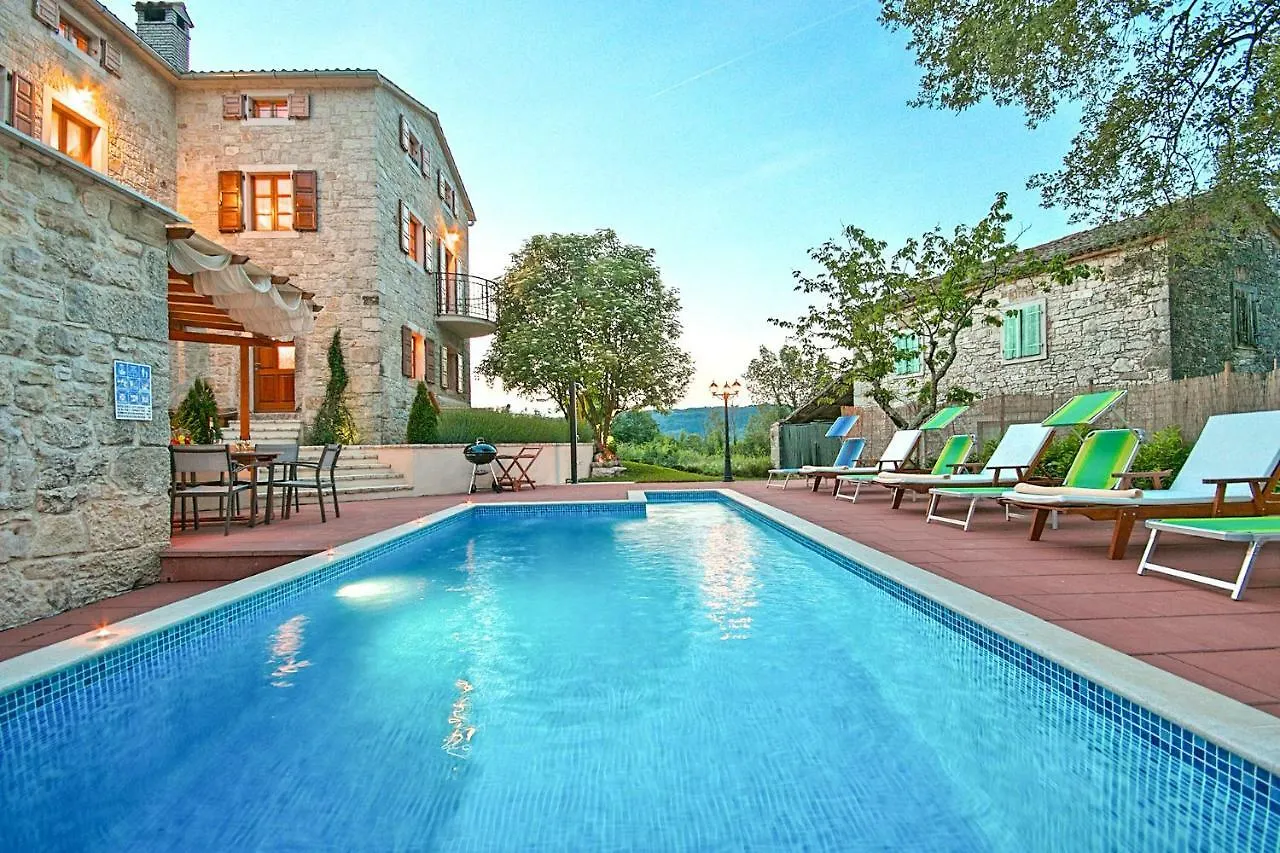 Villa Angela E Giovanni Vižinada